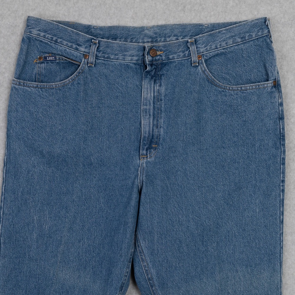 Lee Men's Relaxed Fit Straight Leg Jeans 42x32 Blue Denim 100% Cotton - Picture 2 of 7